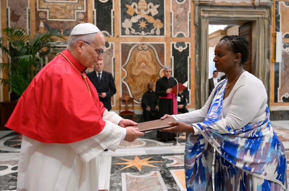 Rwanda: Ambassador Urujeni Bakuramutsa Presents Credentials to Pope Leo XIV